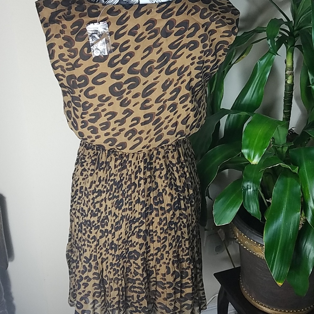 Blu Pepper, Animal Print dress, round neck, Super Cute, Sz S - Picture 5 of 9